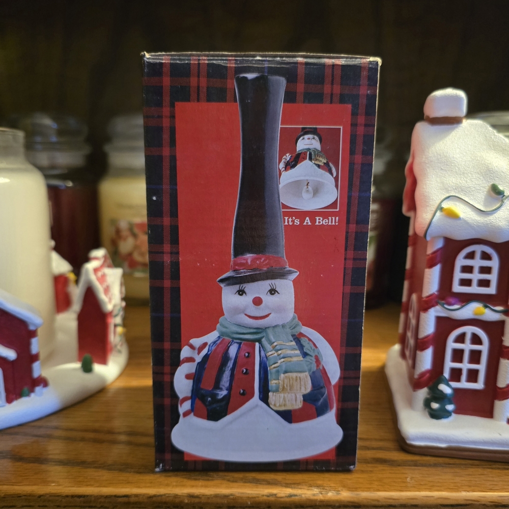 Giftco Inc Christmas Snowman Ceramic Bisque Hand Bell Decoration Vintage.